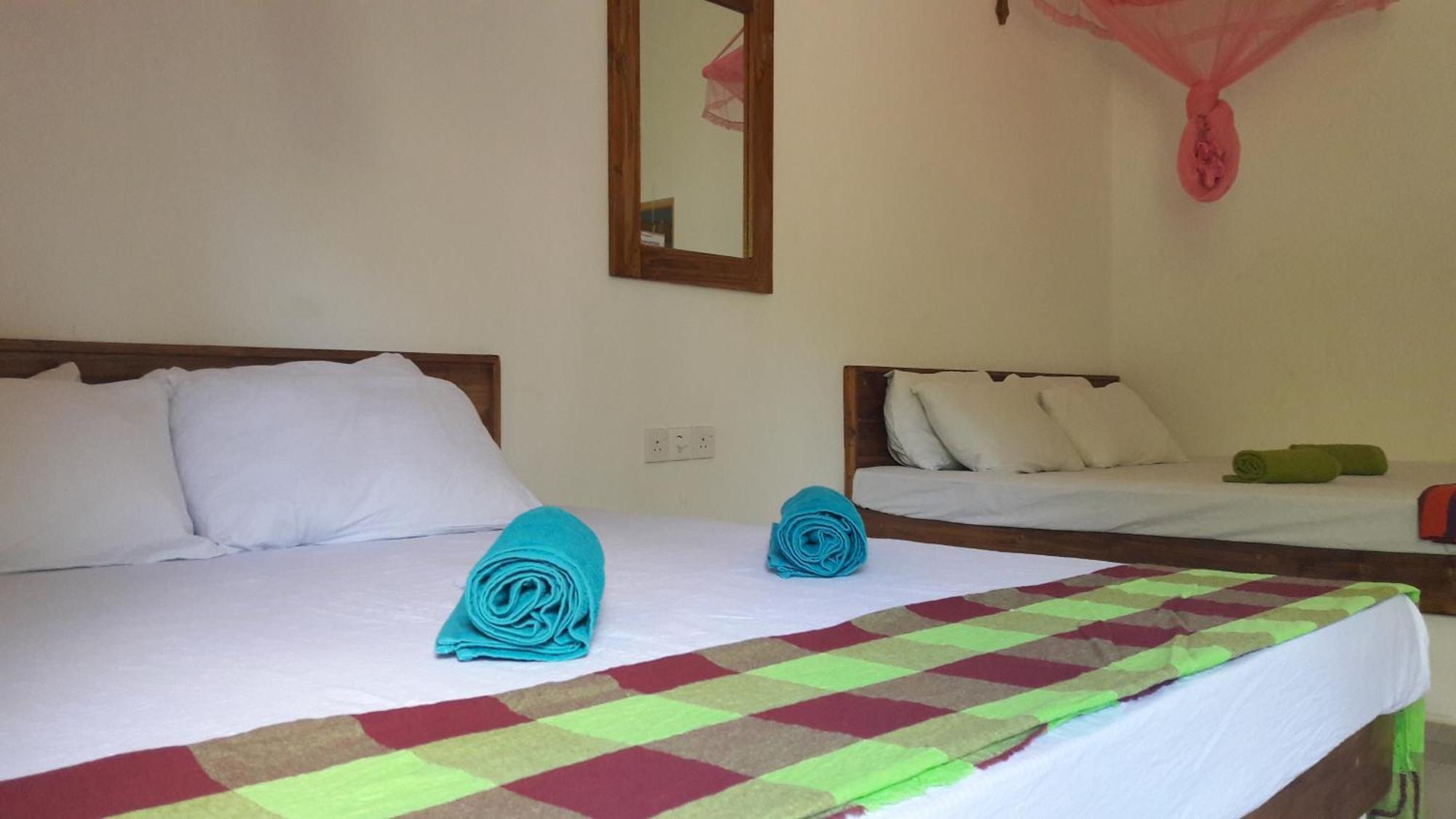 Safari Horizon Udawalawe Bed & Breakfast エクステリア 写真